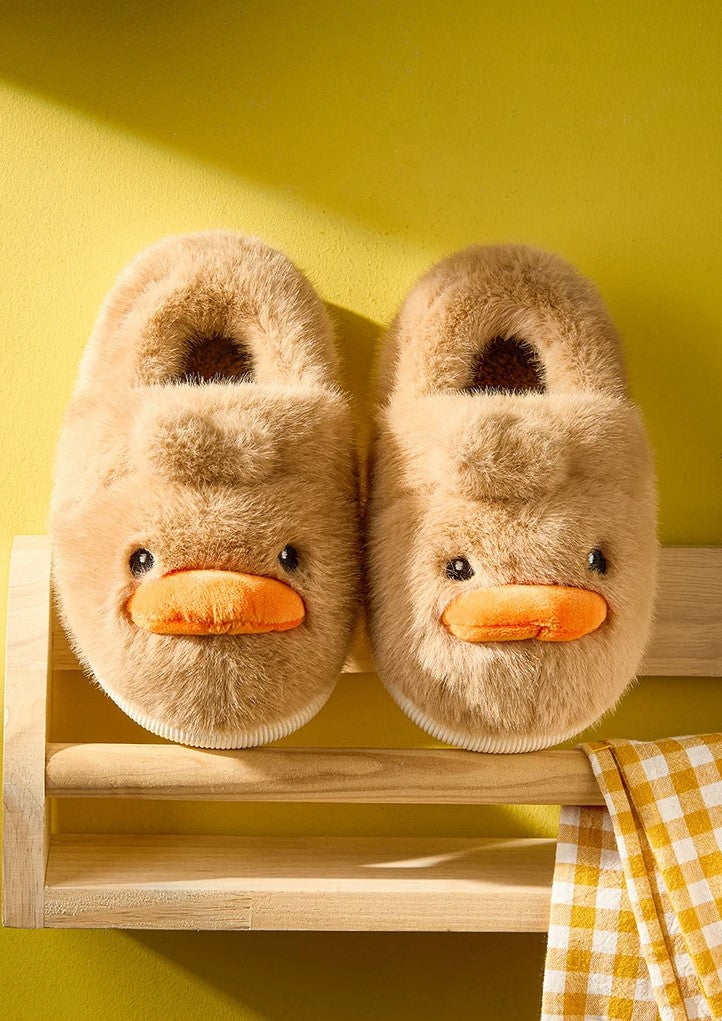 Brown chick fluffy slippers for kids – cozy indoor lifestyle